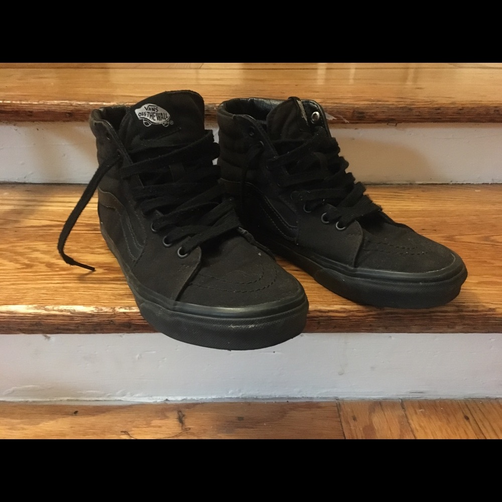 Hi top vans (unisex) 6.5 men’s 8 women’s
